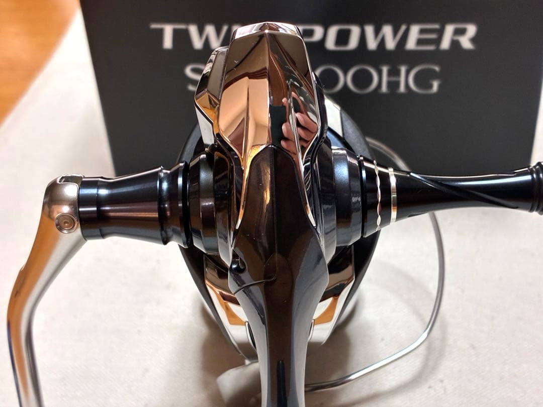 ゴ*ロ様 【美品】シマノ スピニングリール 21ツインパワーSW 6000HG【