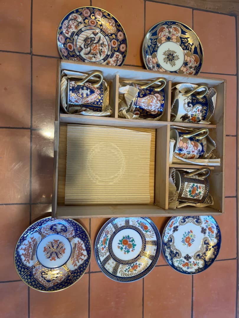 ロイヤル伊万里コーヒーカップセット