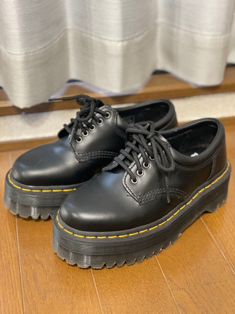 Dr.Martens ドクターマーチン 8053 QUAD 厚底 5ホールUK3