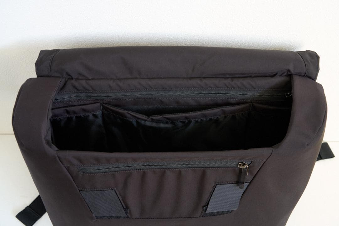 アークテリクス メッセンジャーバッグ