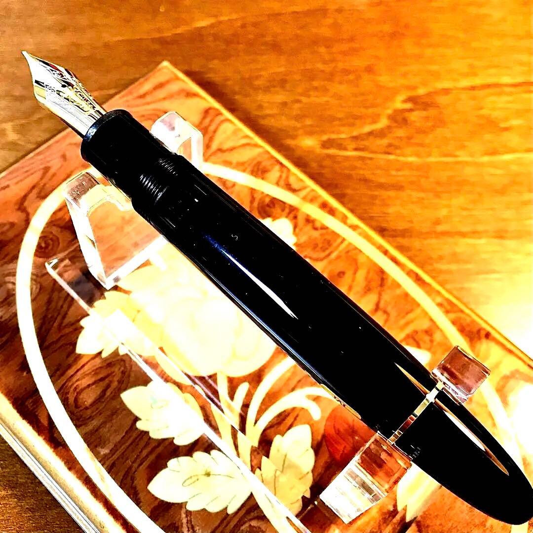 ☆最高の万年筆☆現行品新品☆モンブランマイスターシュテック149(M)