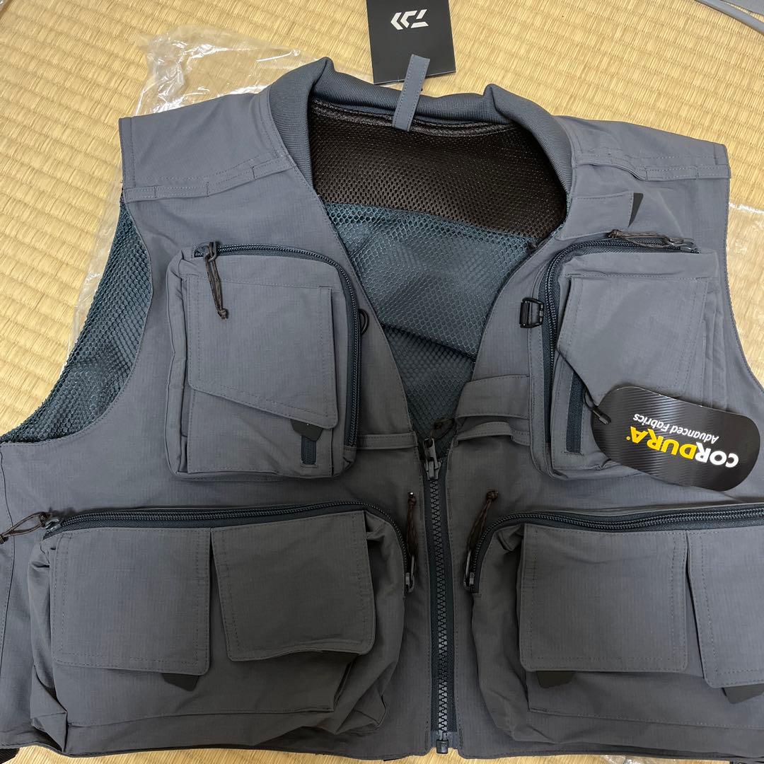 ダイワ　ネイティブクリークベスト XL グレー【未使用品】