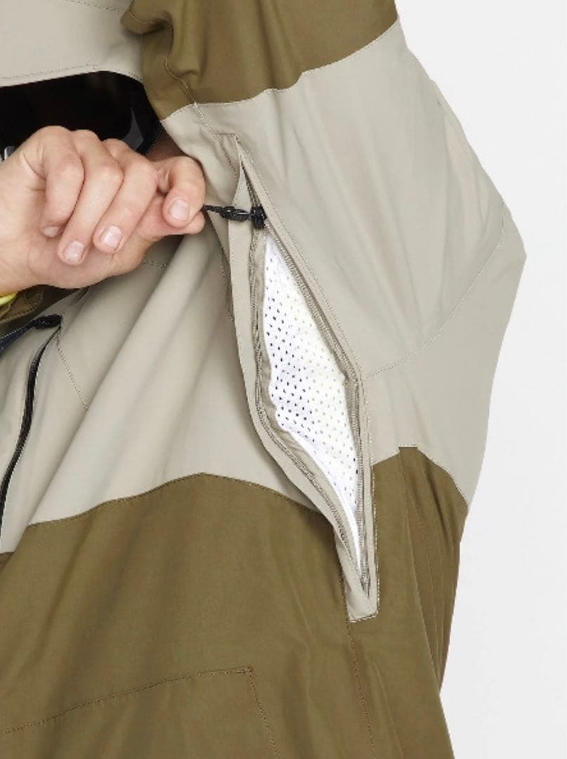 【新品】VOLCOM ボルコム JKT G0652302 スノーボードウェア