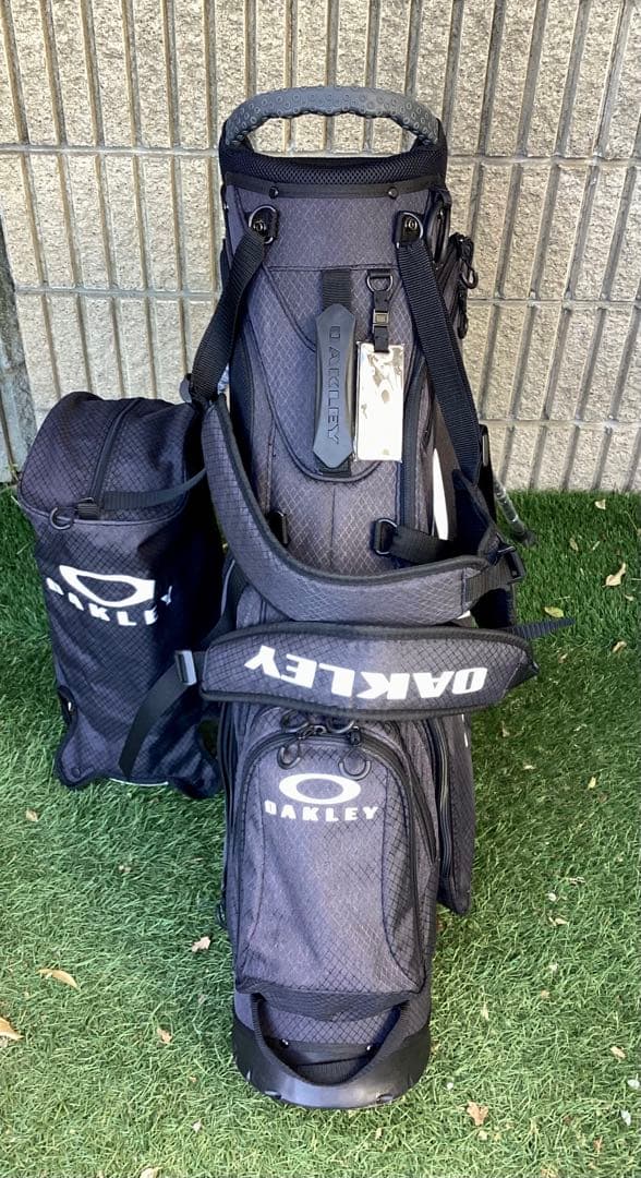 OAKLEY オークリースタンドキャディバッグ