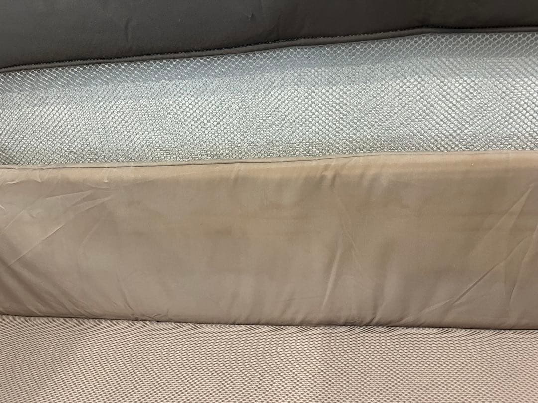 ココネルエアー　折りたたみ式ベビーベッド