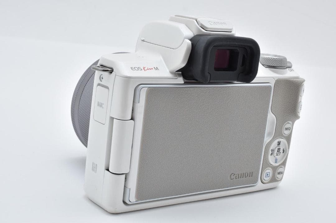 CANON EOS KISS Ｍ EF-M 15-45mm IS STM