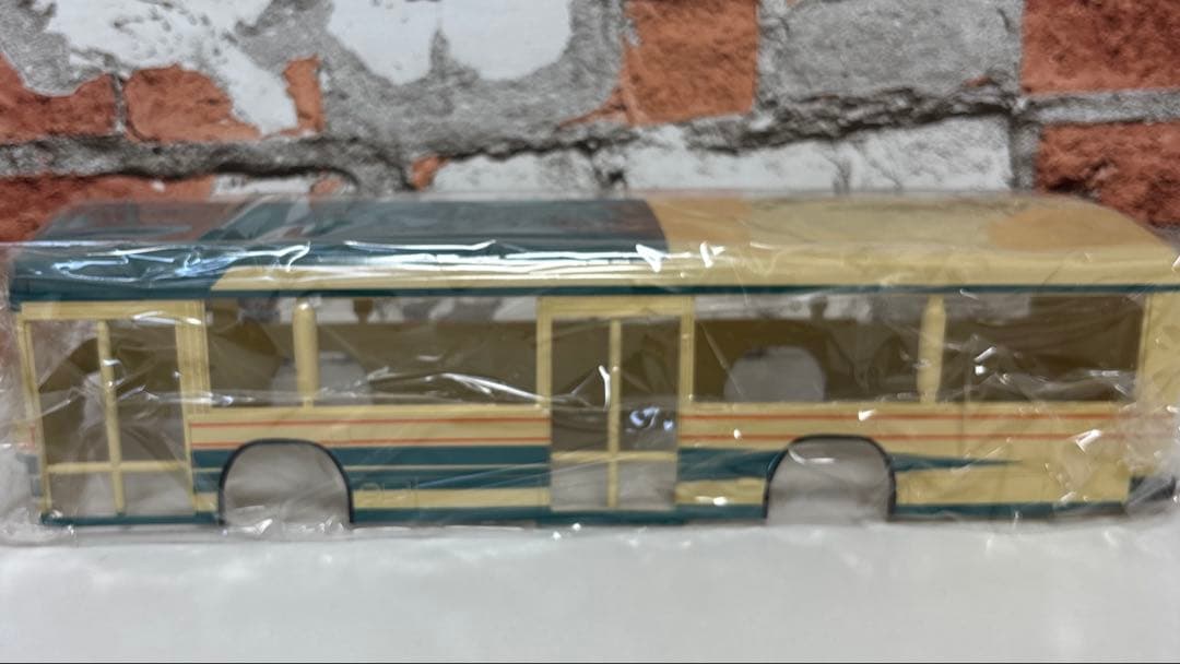 タ*ク様 アオシマ　西武バス　いすゞエルガ　ノンステップバス　ボディ塗装済み　1