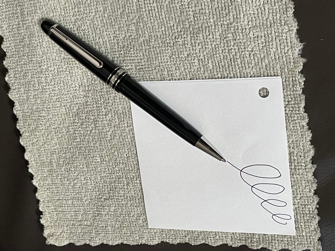 ◾️MONTBLANC モンブランミッドサイズ ボールペン ◾️プラチナ◾️化粧箱付