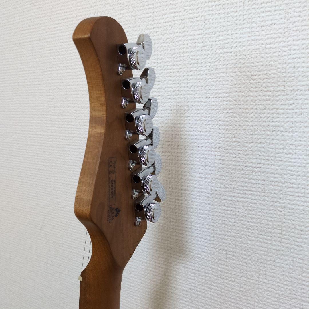 【美品　未使用】ストラトキャスタータイプギター ハードケース付き