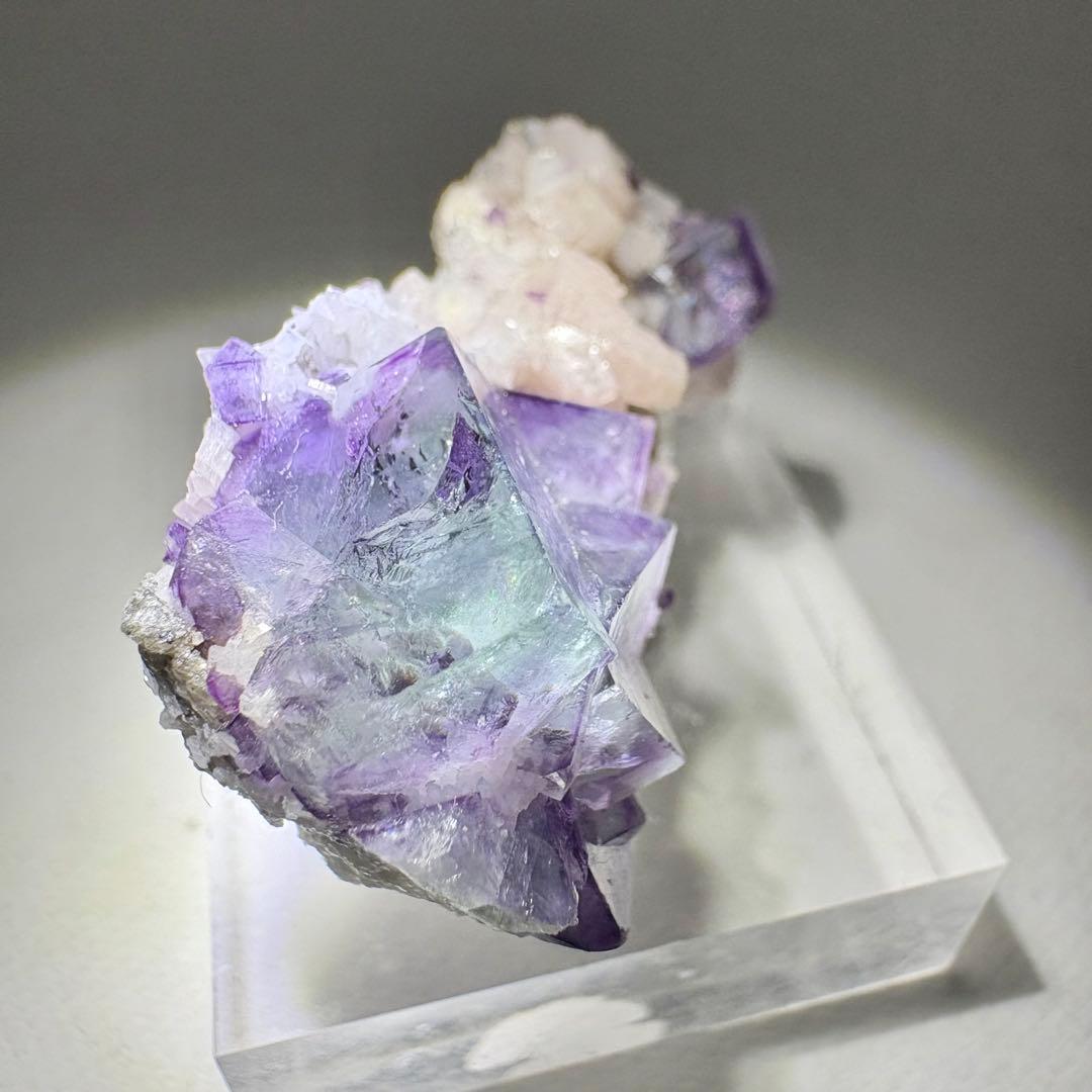 477 中国　ヤオガンシャン産　ポーセリンフローライト