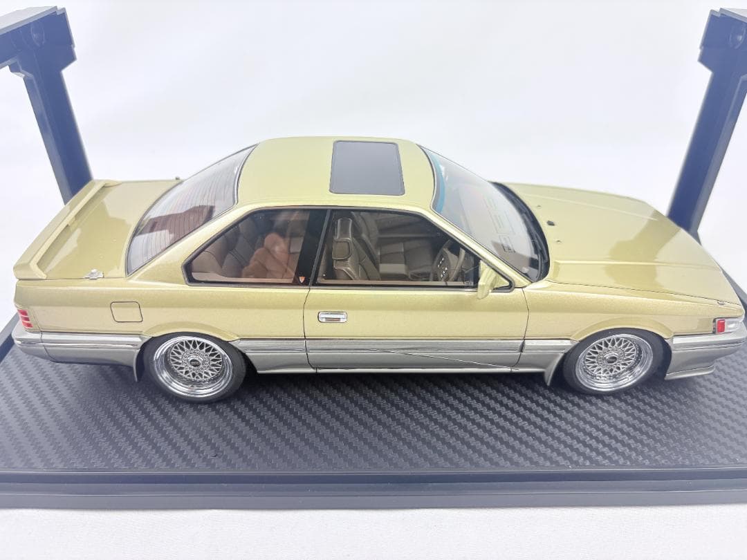 ignition model 1/18 日産 レパード F31 3.0 Gold