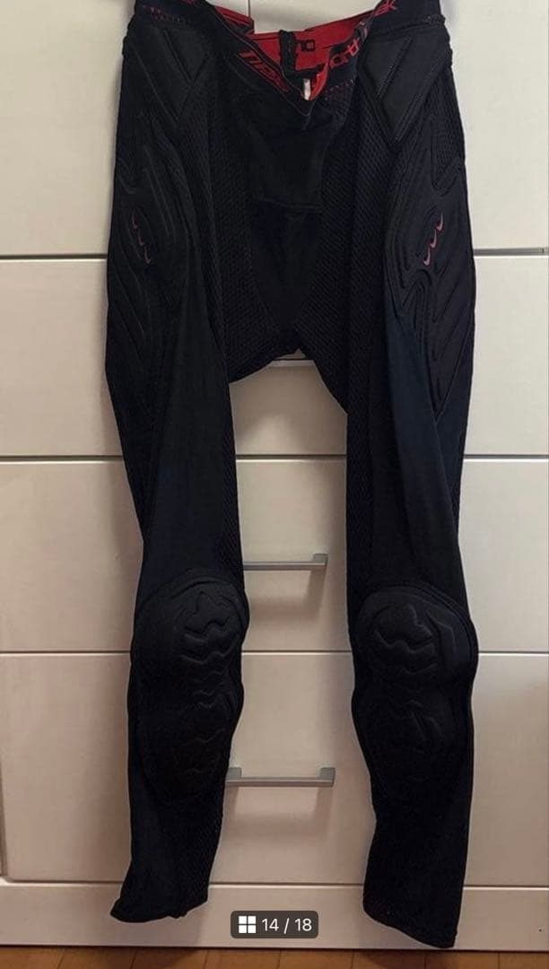 ノースピーク スノボ　プロテクター　上下　XL 新品　タグ付　黒　転倒対策