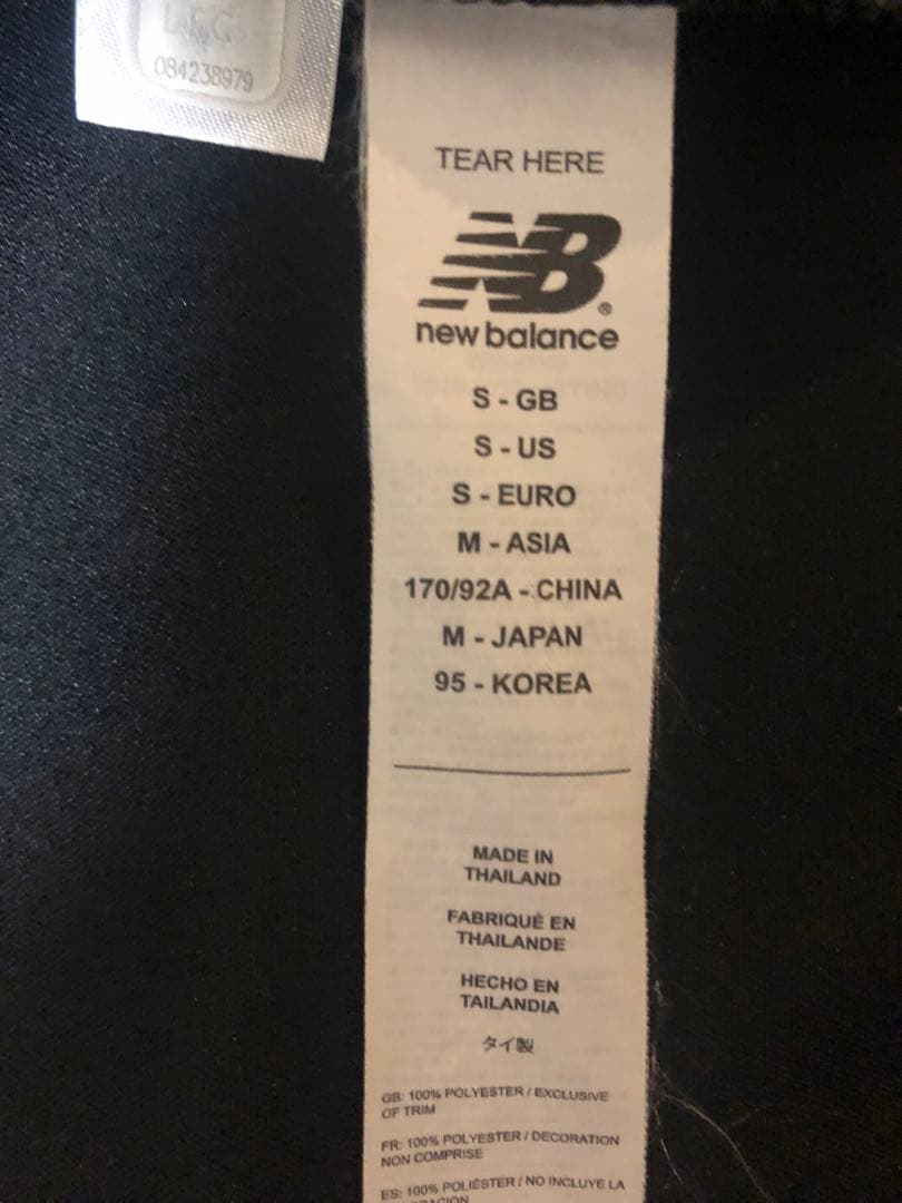 リバプール Liverpool FC ジャケット サイズM 【お値下げ中‼️】