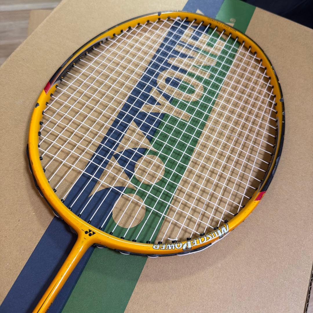 YONEX Muscle Power 30 バドミントンラケット