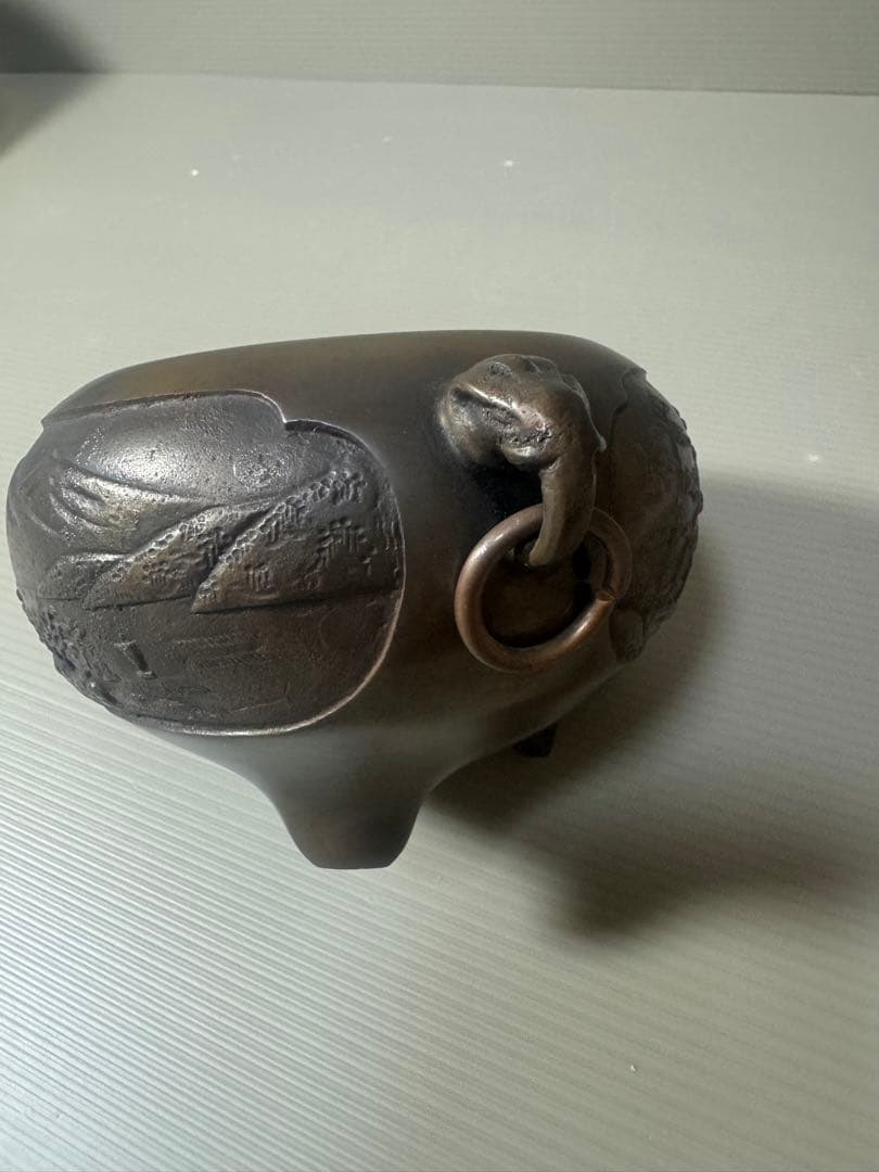 2078  銅製　鋳銅香炉　三足　獅子