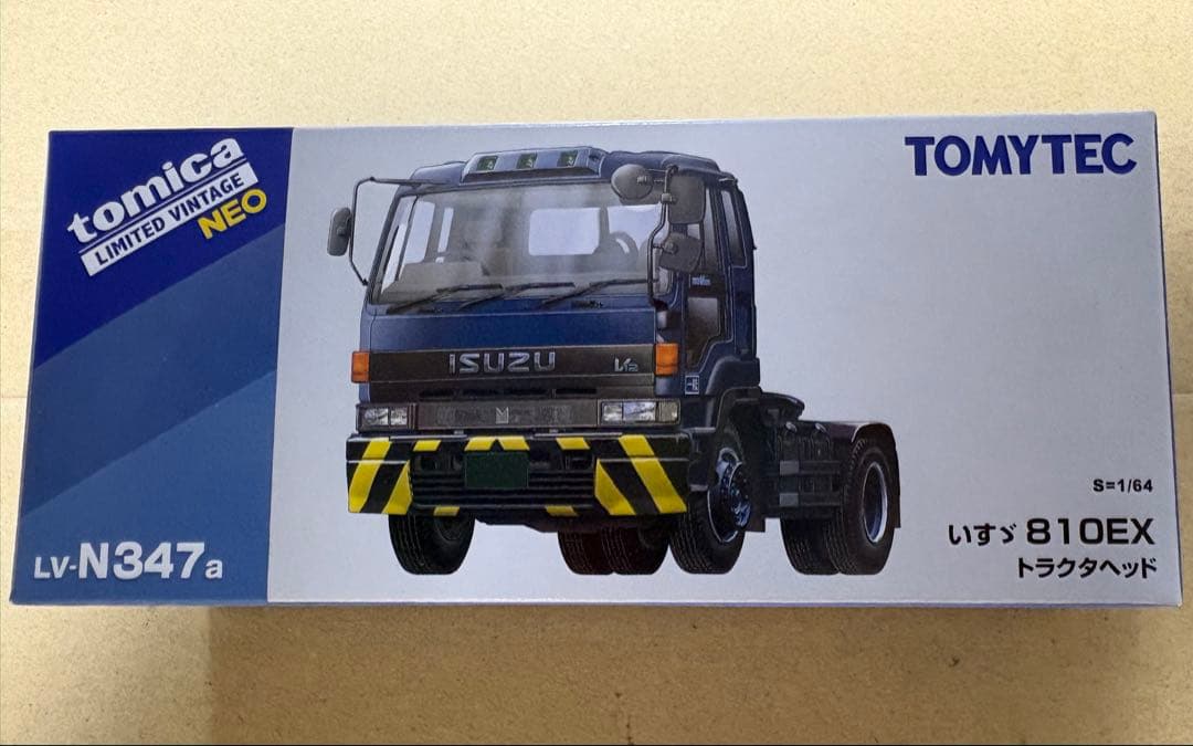 トミカ ISUZU 810 EX トラクタヘッド 1/64