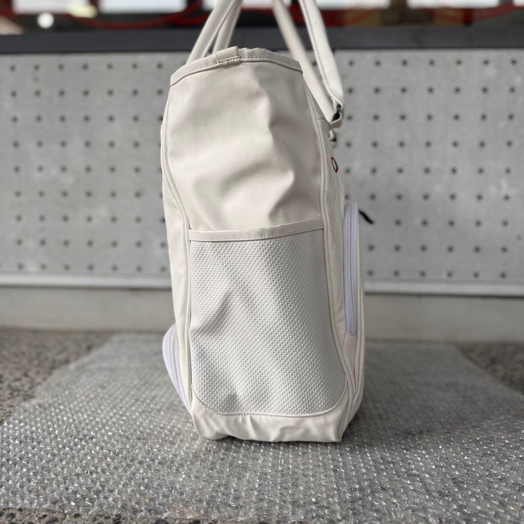 【オークリー】人気スカル刺繍ロゴ 合成皮革 ゴルフトートボストンバック 大容量‼️