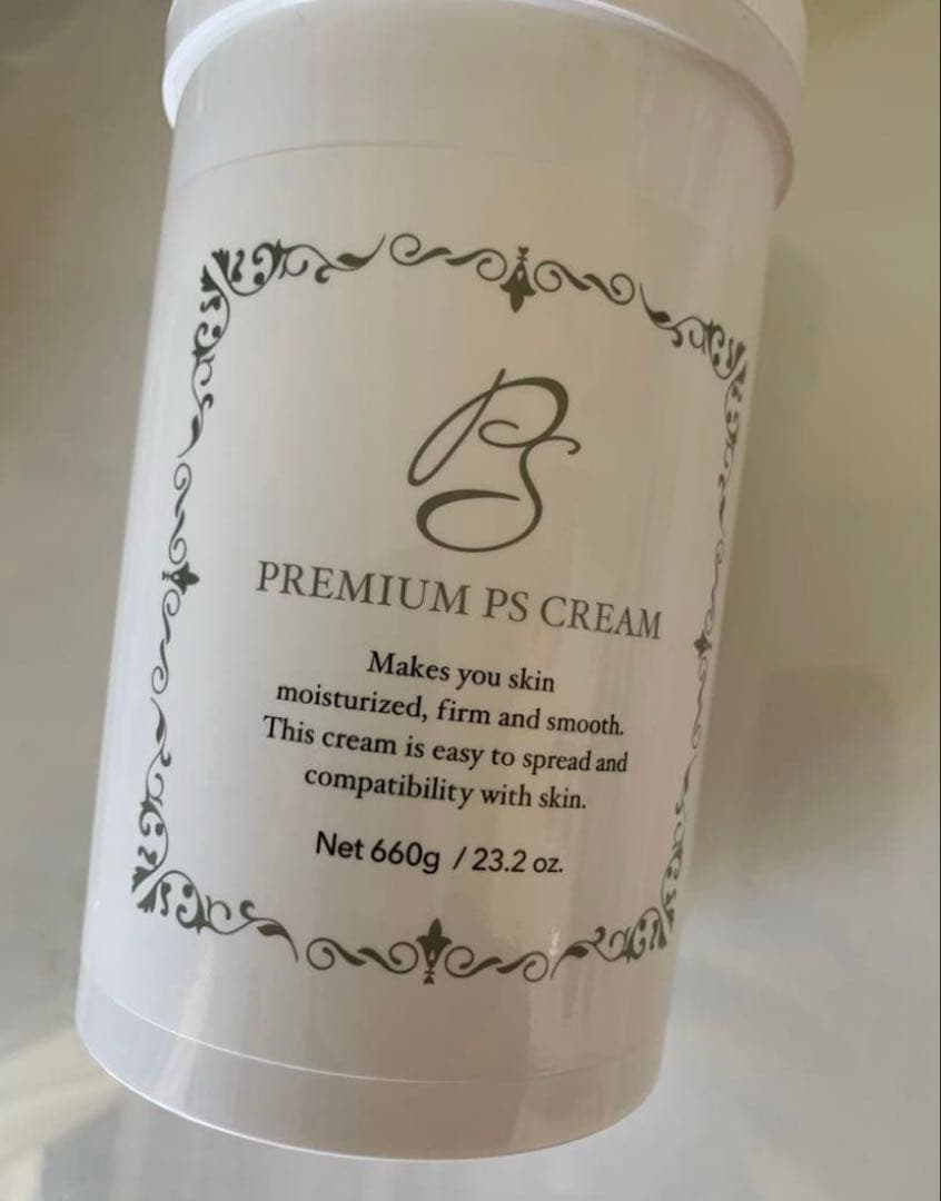 新品未使用　店舗購入品　プレミアム PS クリーム 660g