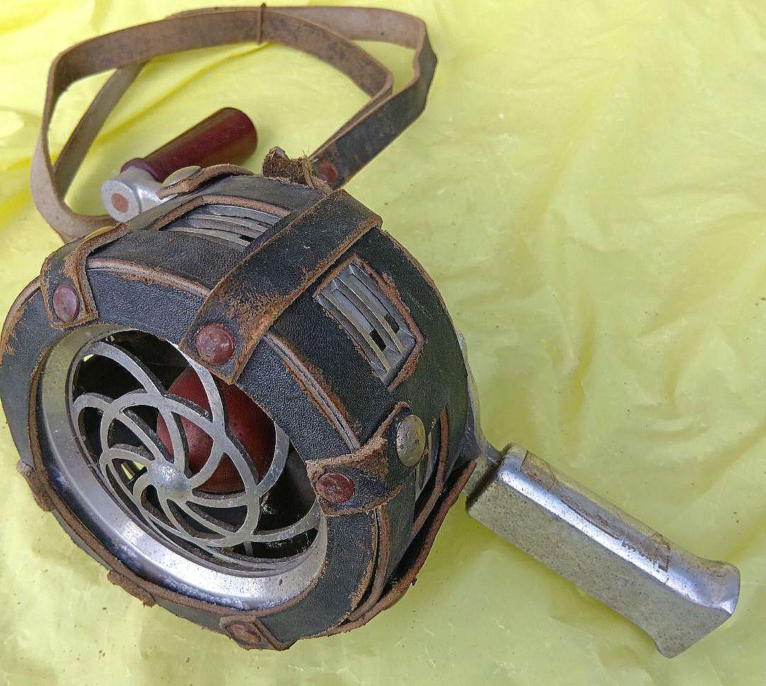 昭和レトロ品 緊急用手回しサイレン 「株式会社 赤尾保商店」