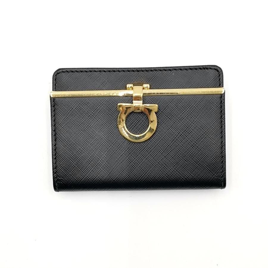 超美品 サルヴァトーレフェラガモ 名刺入れ ガンチーニ 11-25111907