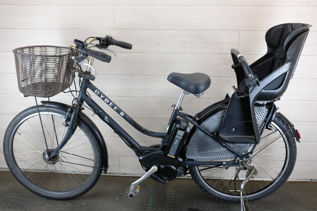 ブリヂストン製　HYDEE.B　26インチ　3段　8.9Ah充電器あり