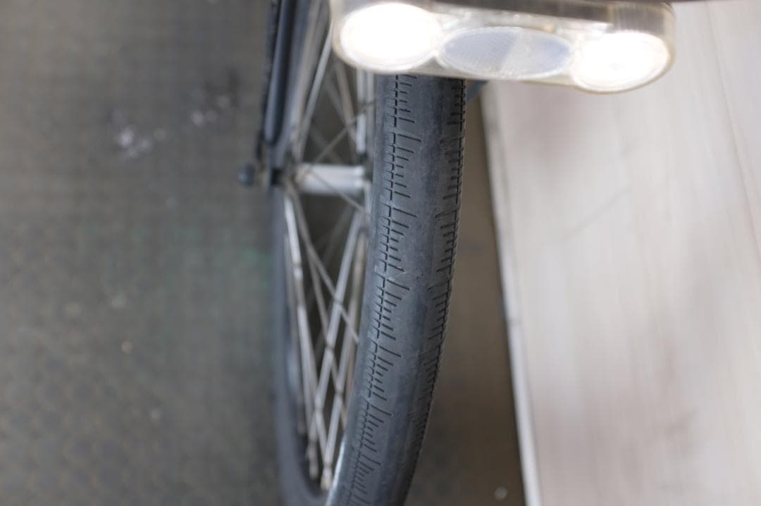 ブリヂストン製　HYDEE.B　26インチ　3段　8.9Ah充電器あり