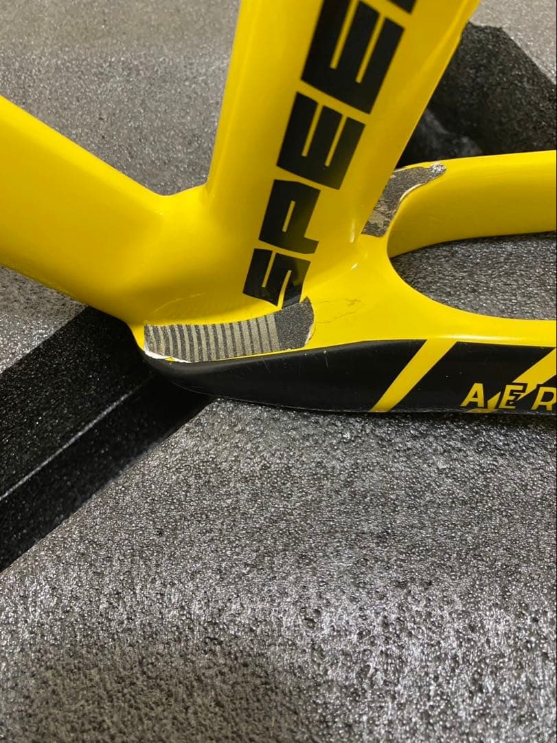 bike8 エアロスピード　ランバイク　カーボンフレーム