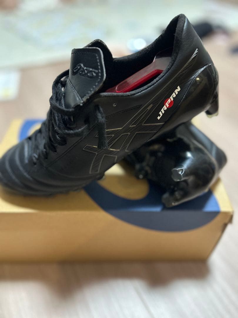 [限定モデル]サッカースパイク　DS LIGHT X-FLY 4 JAPAN