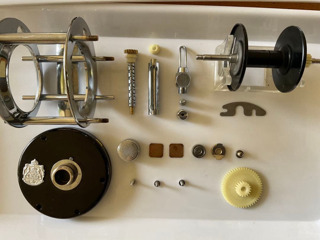 ABU アンバサダー 5500C 鍋カップ メンテ済 フレーム修正済