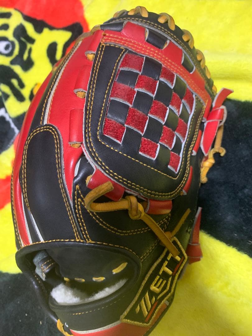 ゼットプロステイタスオーダー軟式内野手用グローブ(源田モデル)