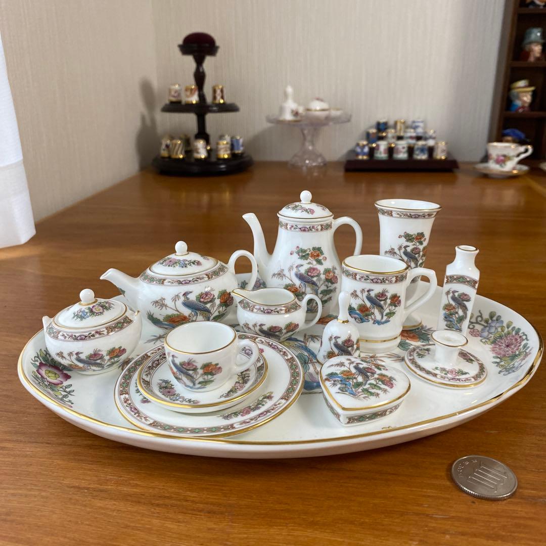 ウェッジウッド　クタニクレーン　ミニチュアセット　黒壺　14ピース