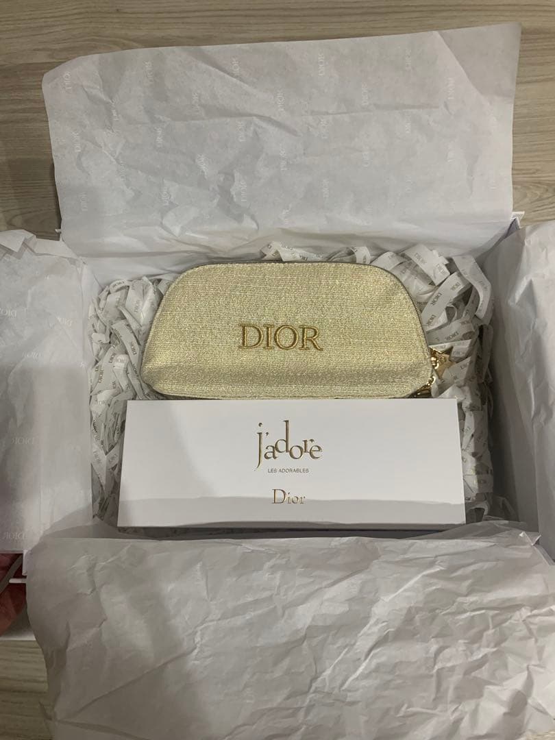 未使用品✨️ポーチ付きDior j'adore ボディマッサージセット