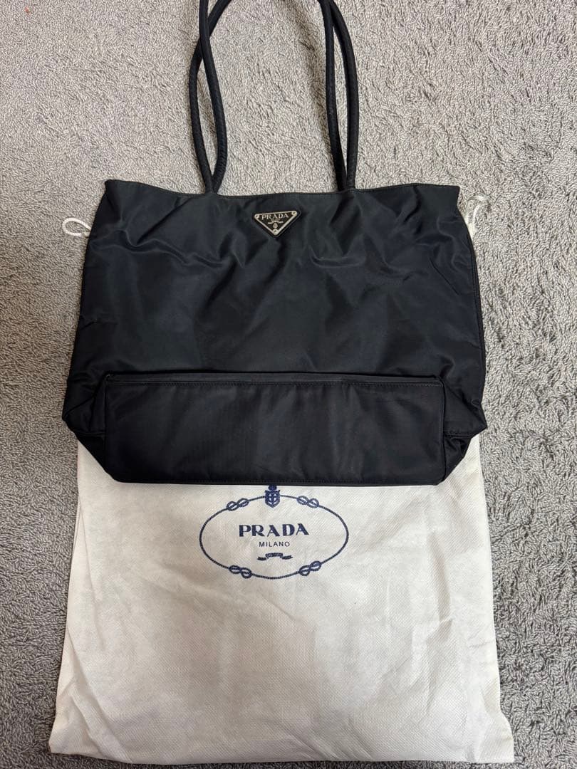 m*m様 PRADA ブラックナイロンバッグ 保存袋付き