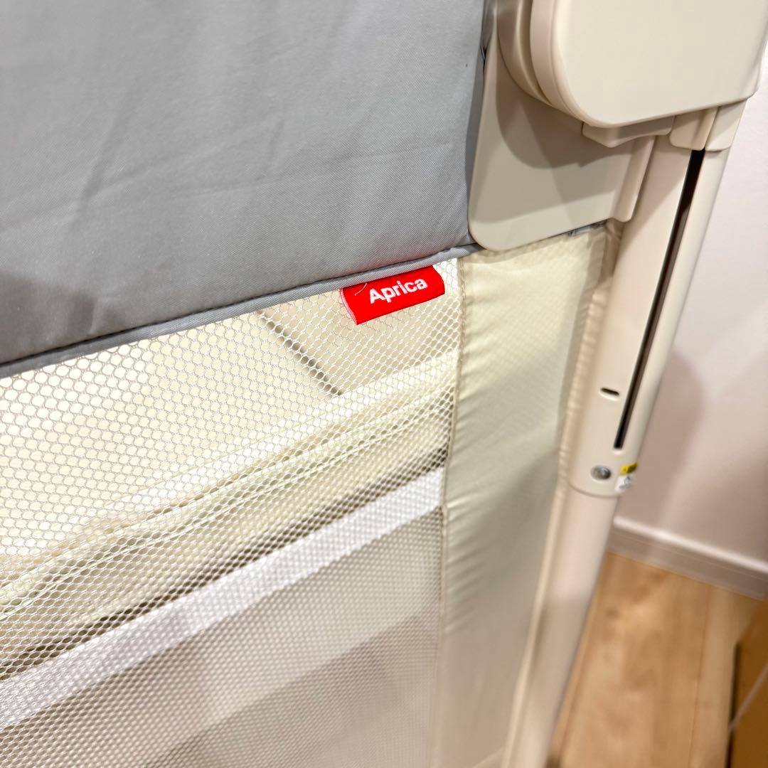 Aprica ココネルエアーAB ベビーベッド　外箱付属