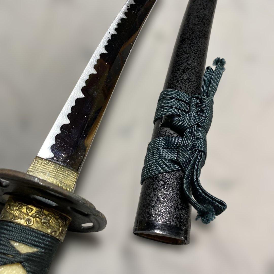 格安模造刀大刀 濃緑柄 波絵透し丸鍔 黒梨地鞘