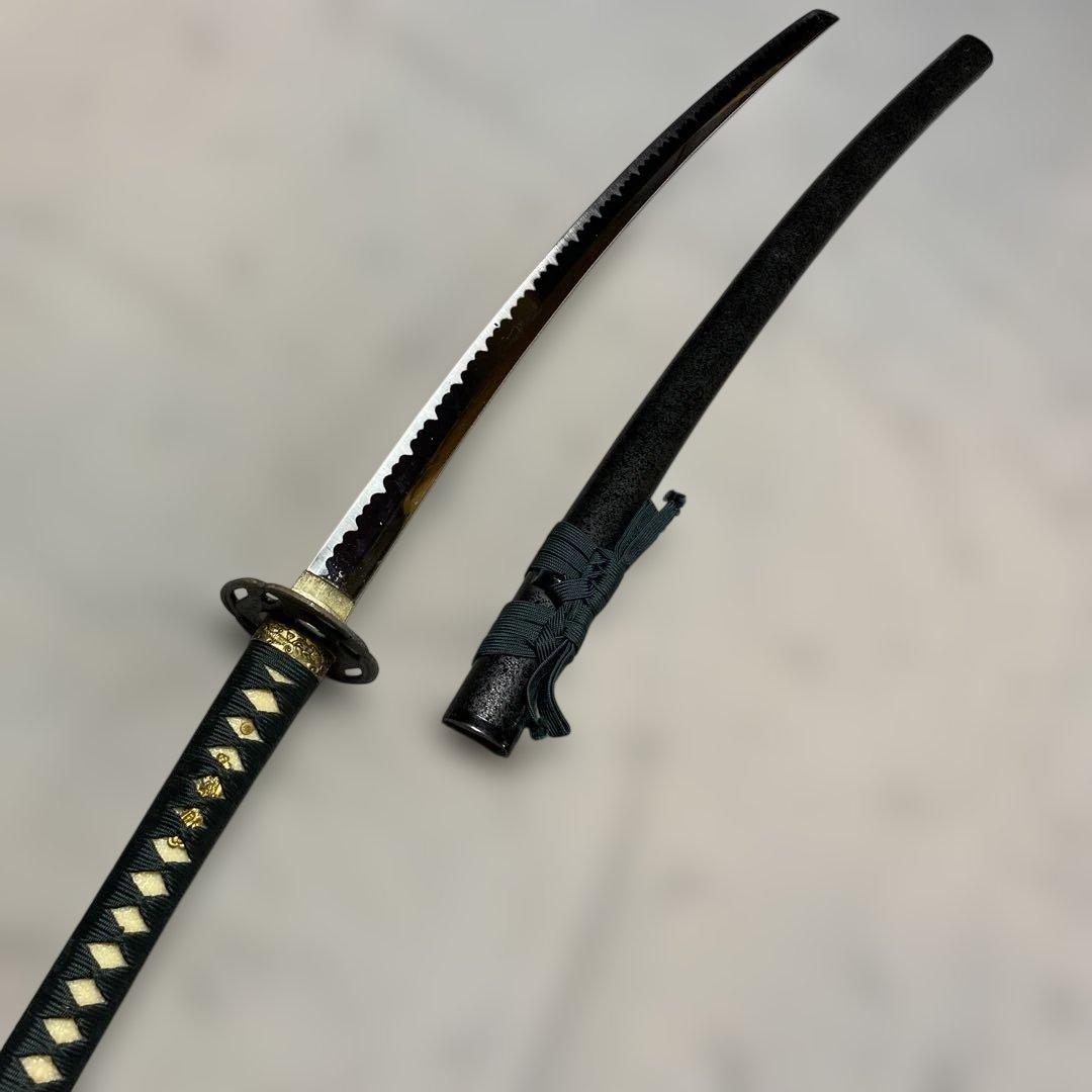 格安模造刀大刀 濃緑柄 波絵透し丸鍔 黒梨地鞘