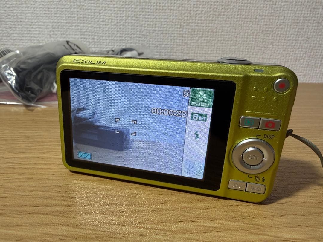 デジタルカメラ CASIO EXILIM EX-Z80 8.1 MEGA PIXELS