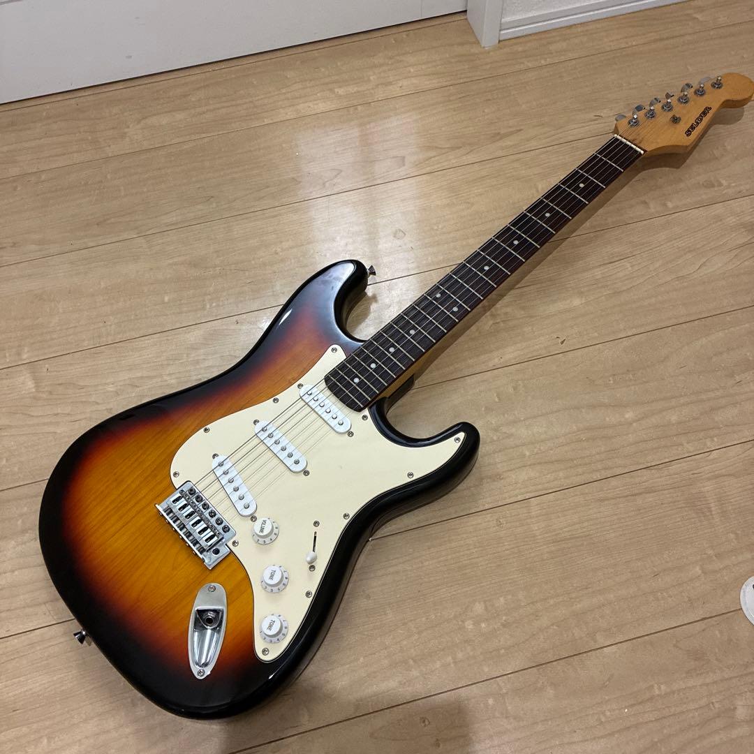 いい音です　selder ストラトキャスタータイプ　弦高調整済み　です