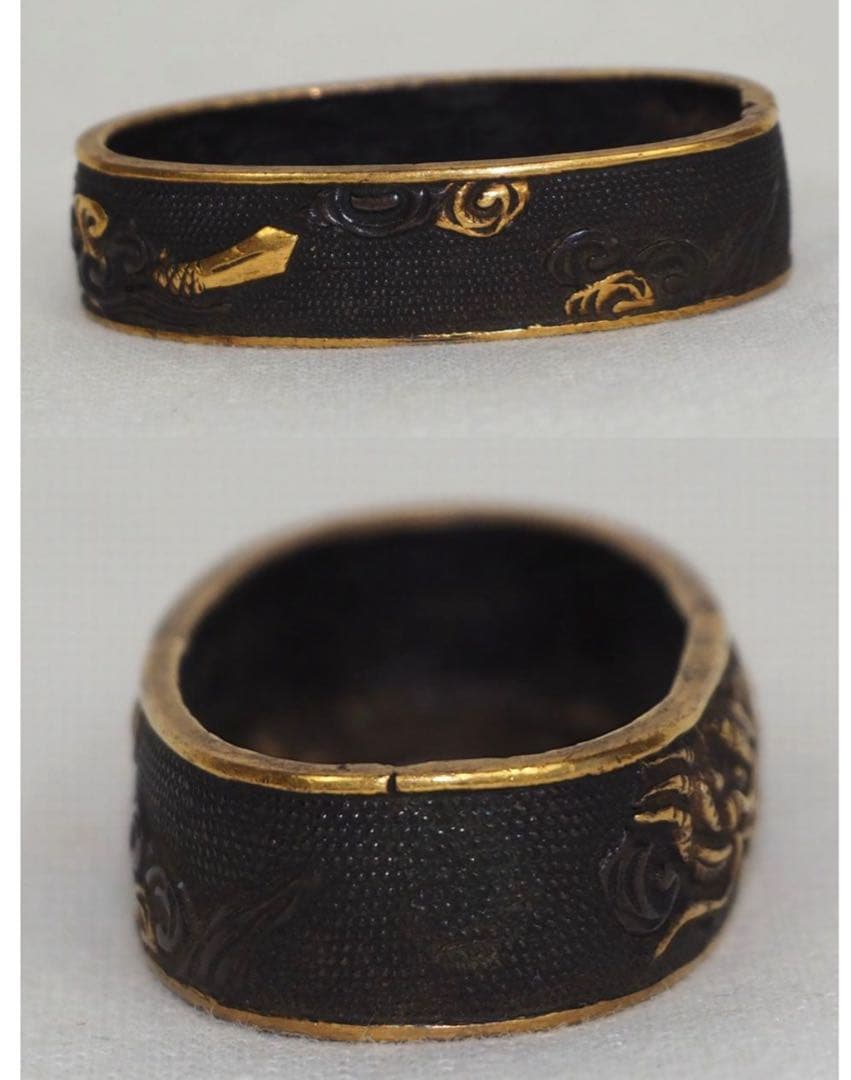 送料無料　コレクター放出品　時代物　金象嵌龍文彫　縁頭　刀装具　木箱付