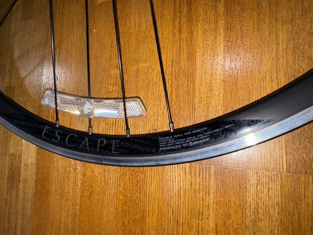 値下げしました‼️ジャイアント　エスケープR3.1 純正ホイール前後セット