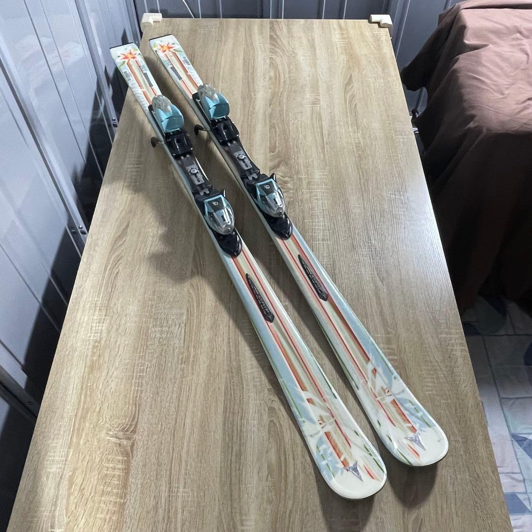 ATOMIC152cm ROSSIGNOL24.5cmストック付きスキーセット