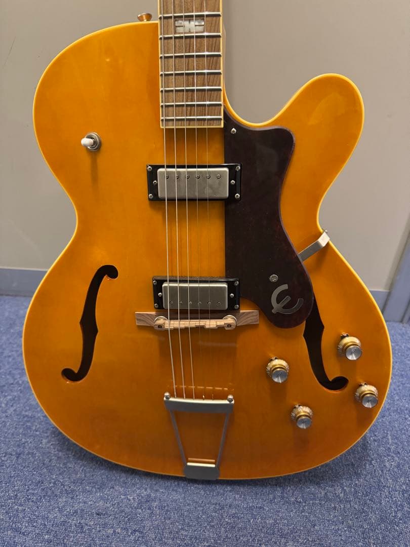 ギター Epiphone John Lee Hooker Zephyr Outfit