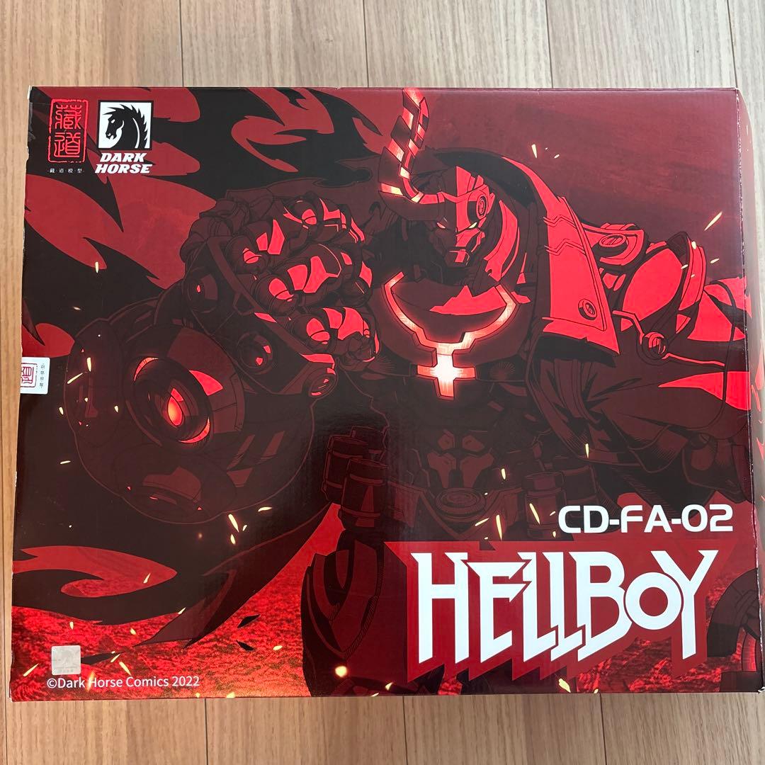 蔵道模型＆DarkHorseComics合金 メカ ヘルボーイ フィギュア レア