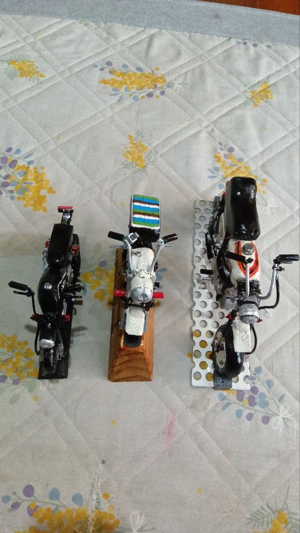 ホンダMONKEY３台。