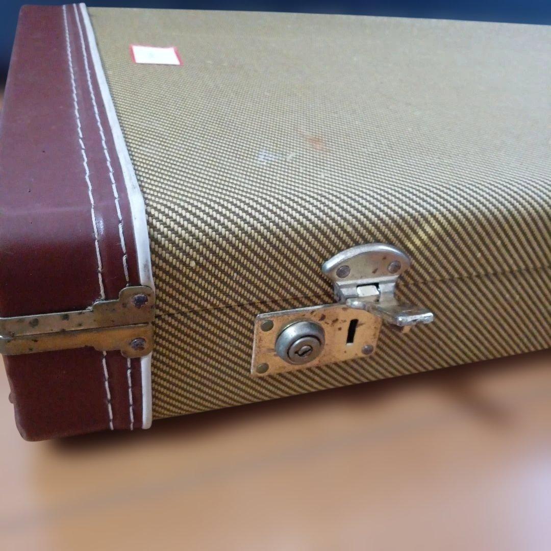 エレキギター Ｅａｓｔ　Ｖｉｌｌａｇｅ　Ｇｕｉｔｅｒｓ