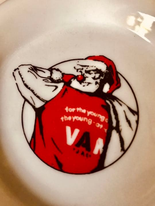 ⭐️VAN サンタクロース限定陶器の小皿、大変貴重！