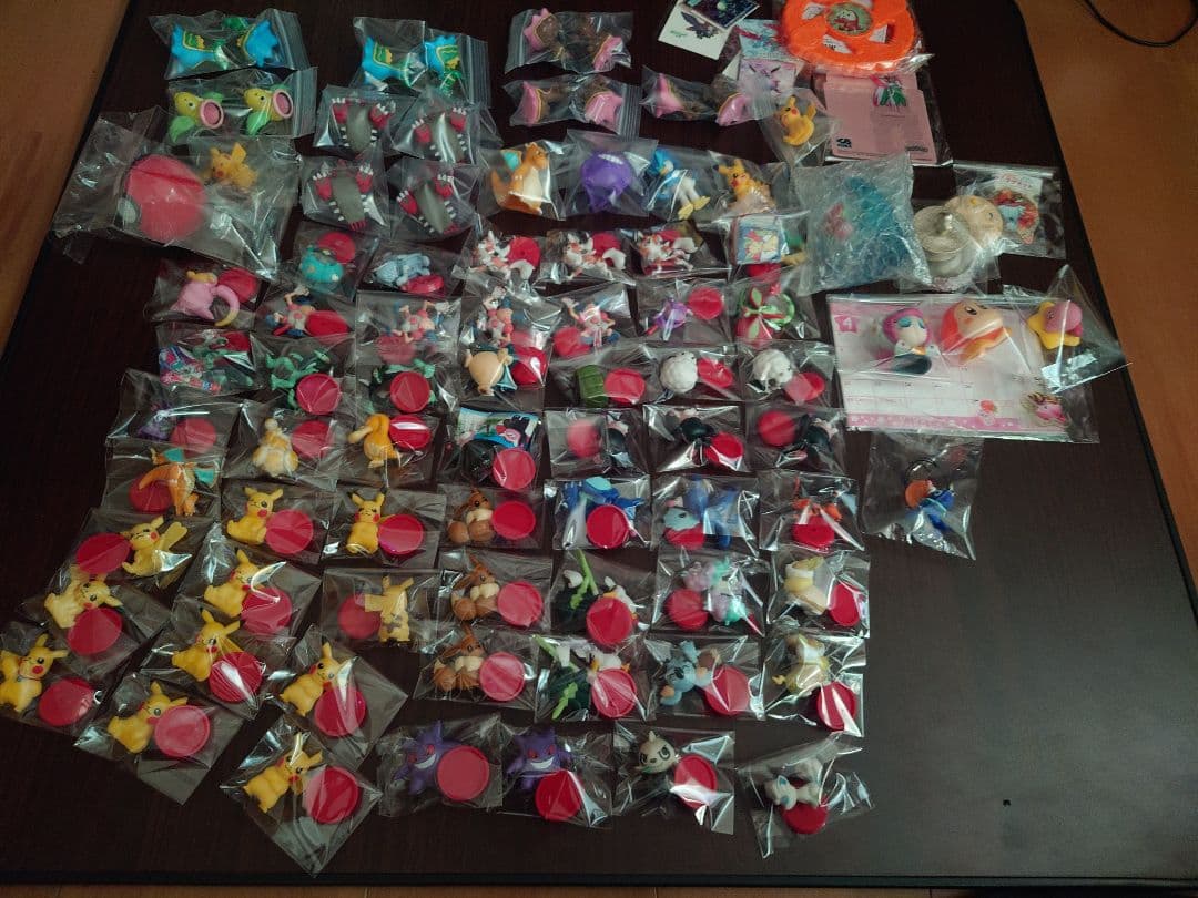 ポケモン・星のカービィ　まとめ売り　９２点