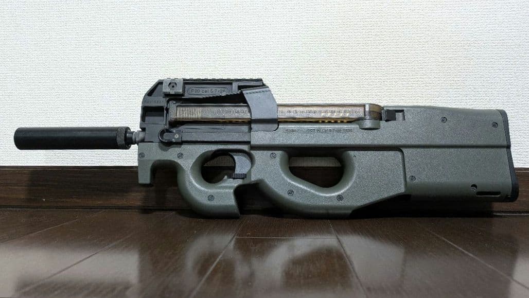 東京マルイ PS90 HC 電動ガン マガジン2種・リポ2本・訳ありサイト付