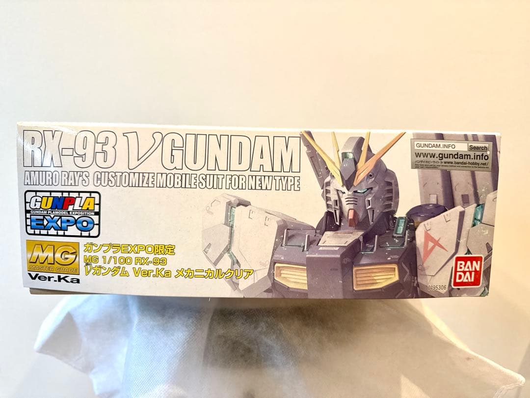 【新品】MG RX-93 νガンダム Ver.KaメカニカルクリアEXPO限定