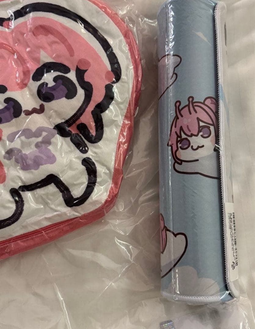 勝利の女神：NIKKE ニケ　韓国　デスクマット　ドロシー　完売　クッション付